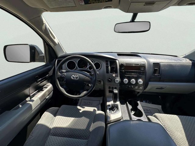 2013 Toyota Tundra CrewMax 5.7L FFV V8 6-Spd AT (Natl) - 23036127 - 19