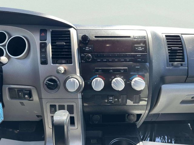 2013 Toyota Tundra CrewMax 5.7L FFV V8 6-Spd AT (Natl) - 23036127 - 22