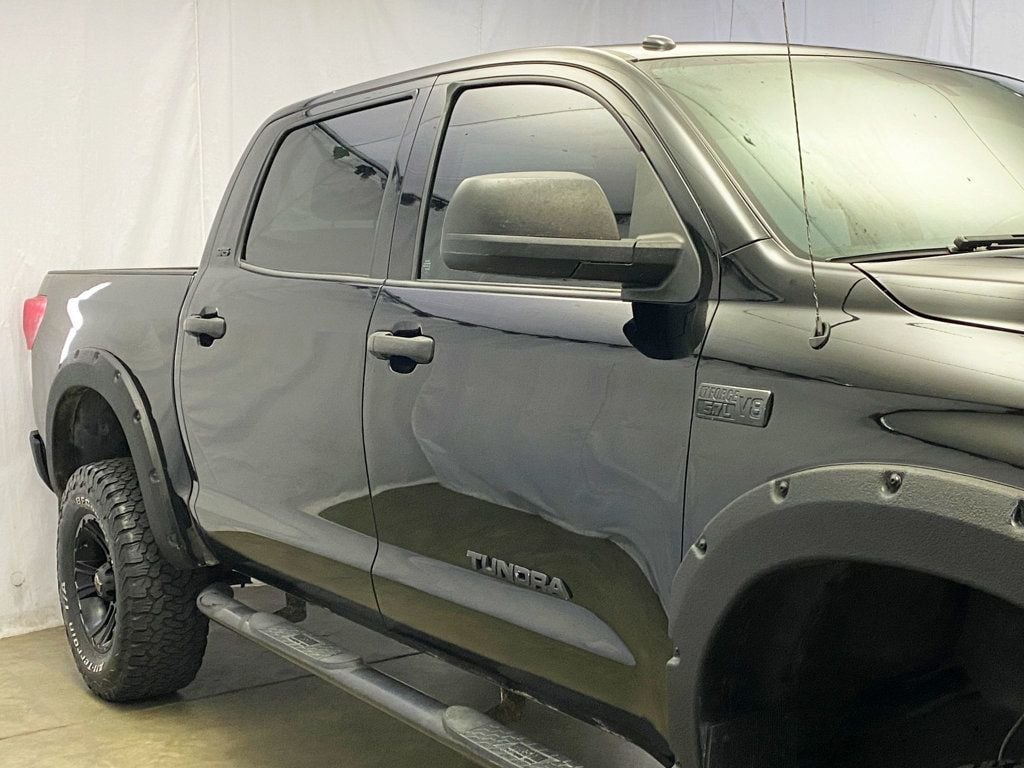 2013 Toyota Tundra CrewMax photo 11