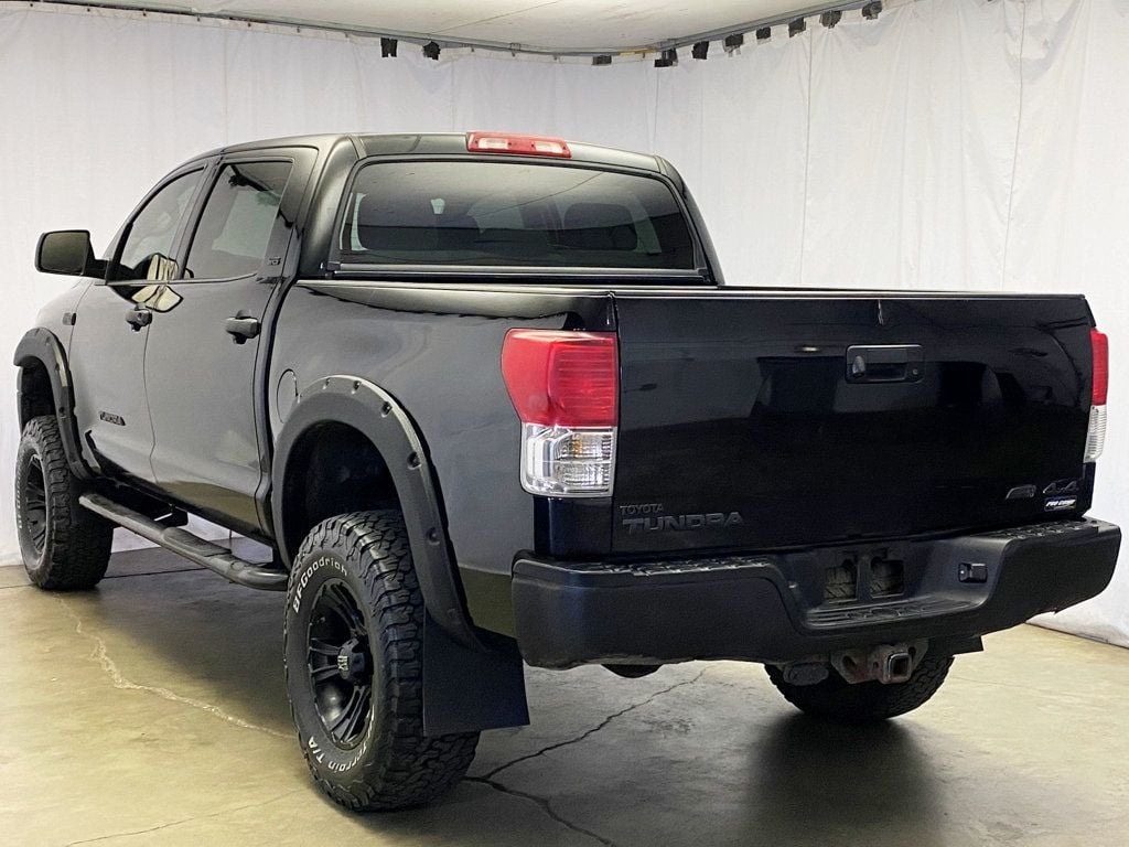2013 Toyota Tundra CrewMax photo 4