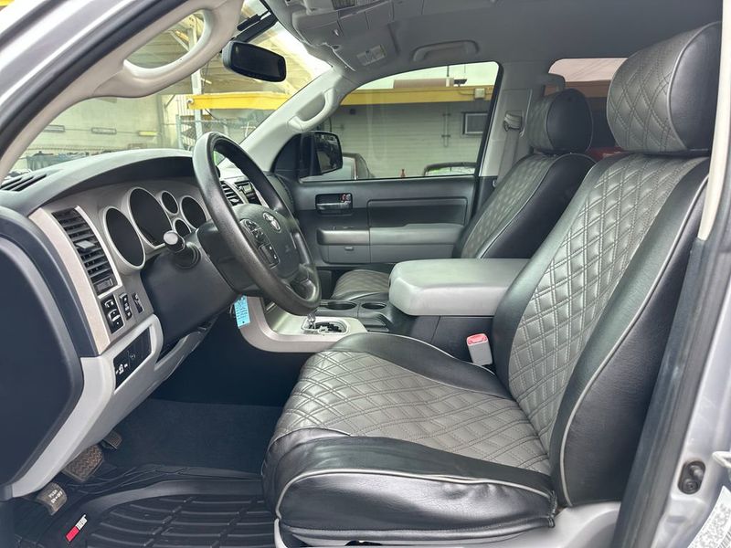 2013 Toyota Tundra CrewMax 5.7L V8 6-Spd AT (Natl) - 22966476 - 11