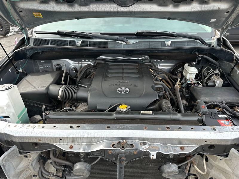 2013 Toyota Tundra CrewMax 5.7L V8 6-Spd AT (Natl) - 22966476 - 19