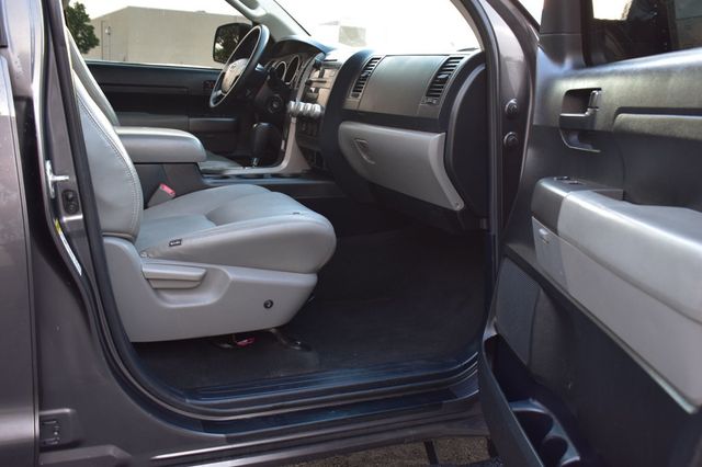 2013 Toyota Tundra Double Cab 4.6L V8 6-Spd AT (Natl) - 22881678 - 18