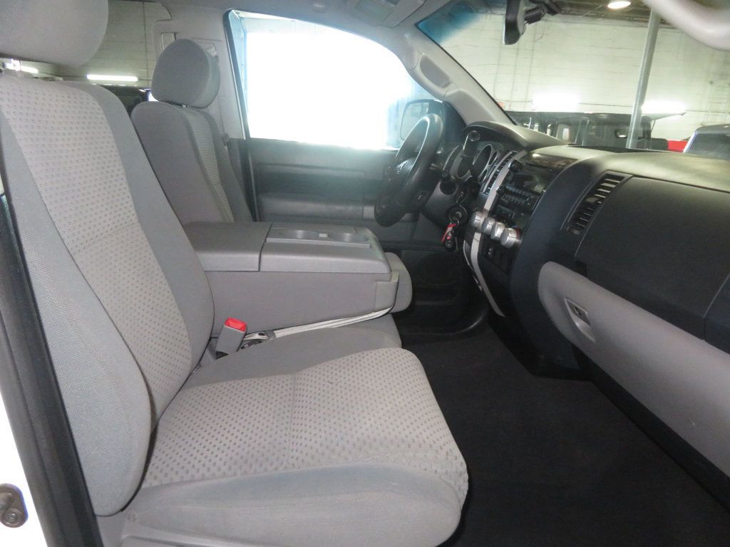 2013 Toyota Tundra EXTRA CLEAN TUNDRA AZ TRUCK 1OWNER 4X4 CREWMAX  - 23020982 - 34