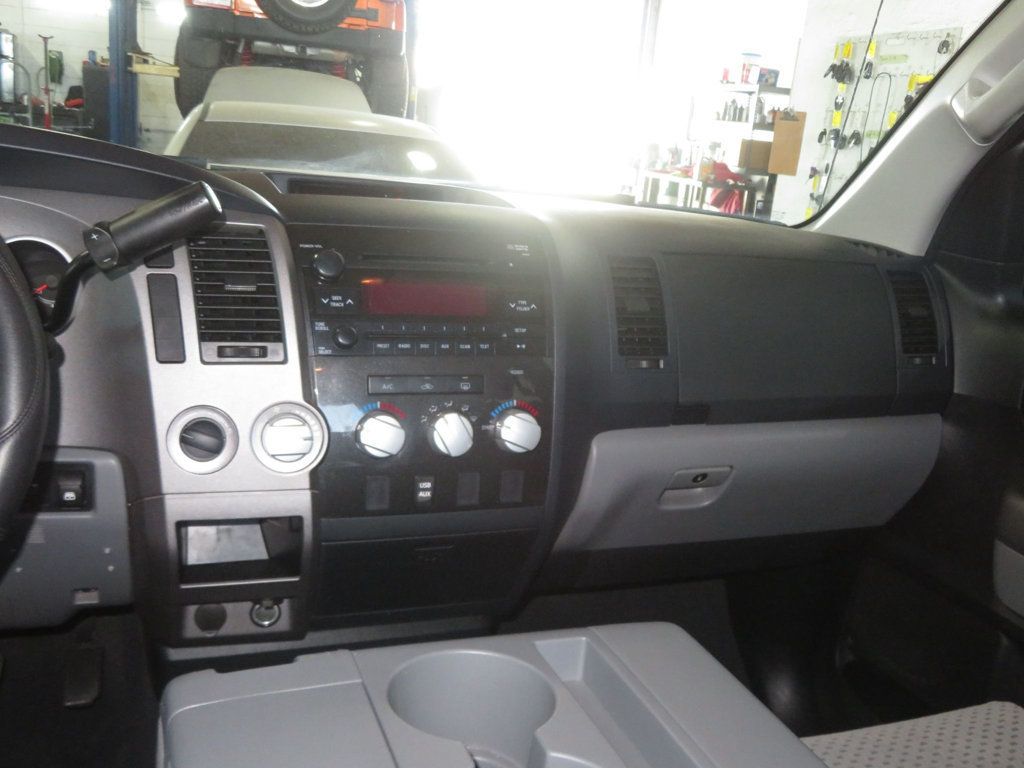 2013 Toyota Tundra EXTRA CLEAN TUNDRA AZ TRUCK 1OWNER 4X4 CREWMAX  - 23020982 - 40