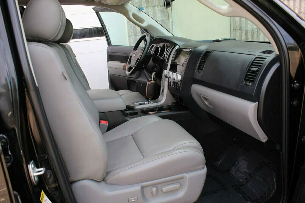 2013 Toyota Tundra Limited CrewMax TRD Rock Warrior photo 7