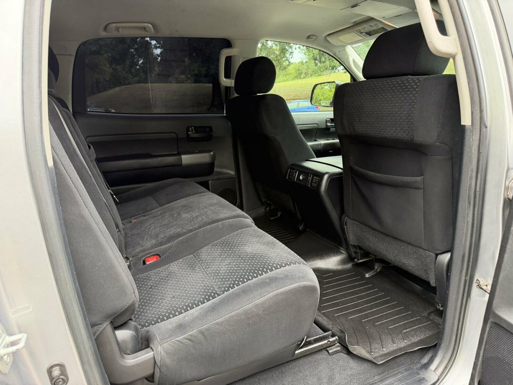 2013 Toyota Tundra Local Trade/4X4/Upgrade Pkg/Rear Camera Display/Tow Pkg - 23068059 - 24