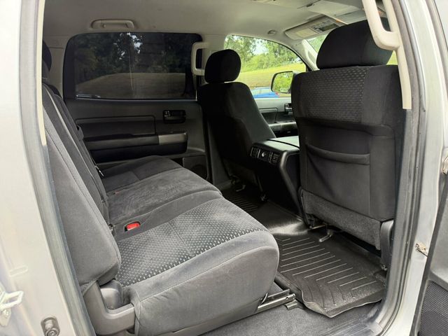 2013 Toyota Tundra Local Trade/4X4/Upgrade Pkg/Rear Camera Display/Tow Pkg - 23068059 - 24