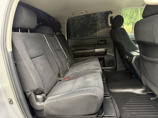 2013 Toyota Tundra Local Trade/4X4/Upgrade Pkg/Rear Camera Display/Tow Pkg - 23068059 - 25