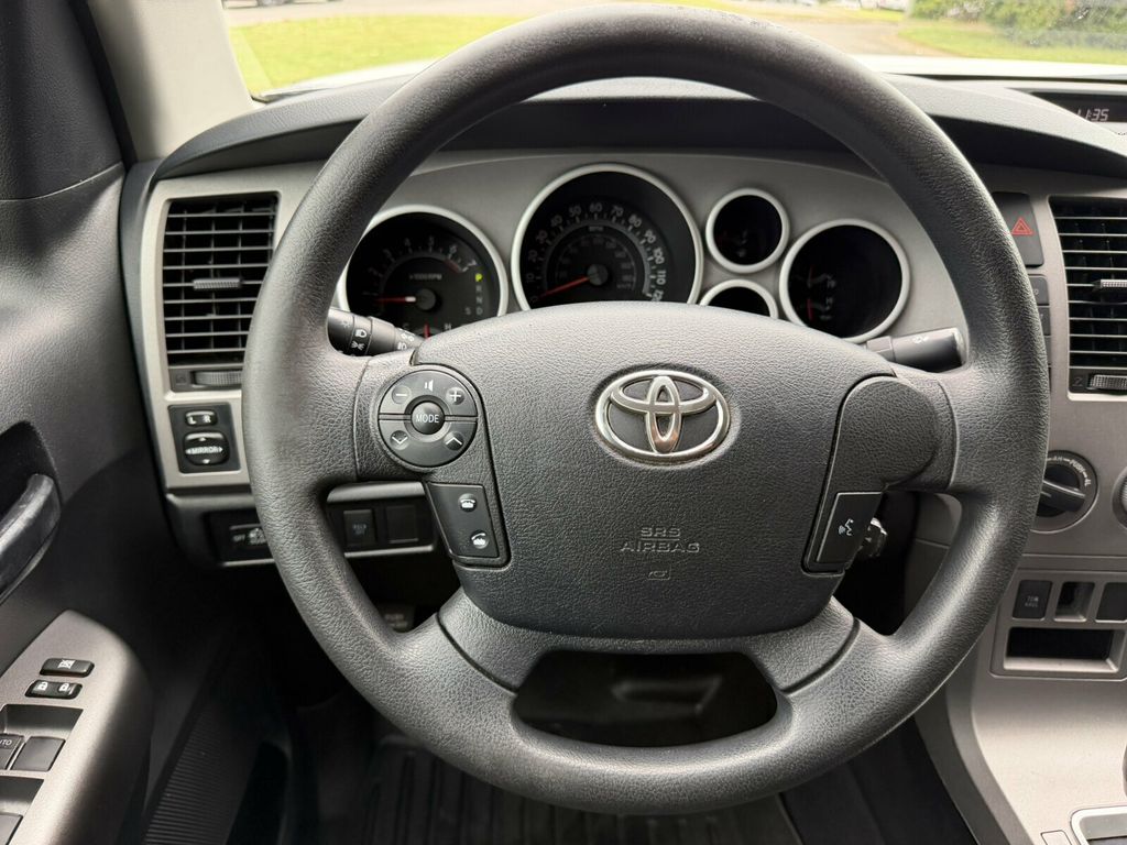 2013 Toyota Tundra Local Trade/4X4/Upgrade Pkg/Rear Camera Display/Tow Pkg - 23068059 - 33