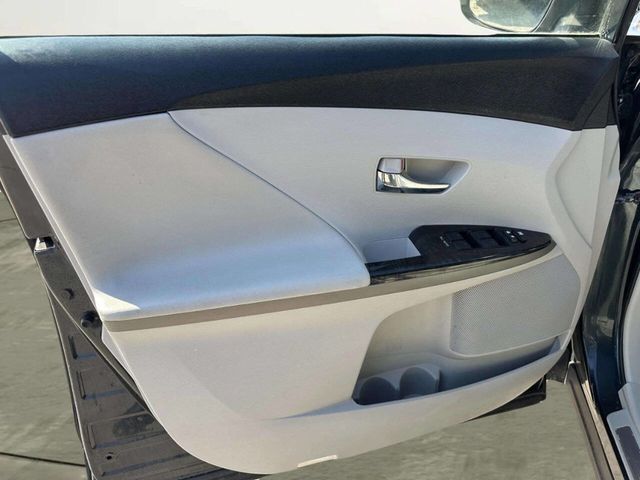 2013 Toyota Venza 4dr Wagon I4 FWD LE - 23000000 - 9