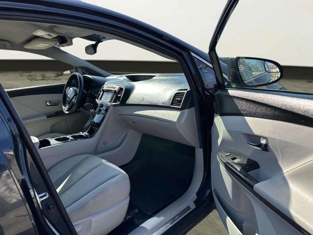 2013 Toyota Venza 4dr Wagon I4 FWD LE - 23000000 - 17