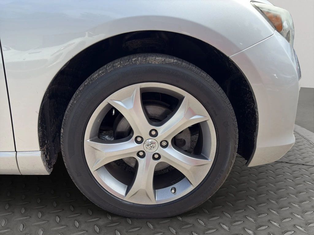 2013 Toyota Venza 4dr Wagon V6 AWD Limited - 23016175 - 28