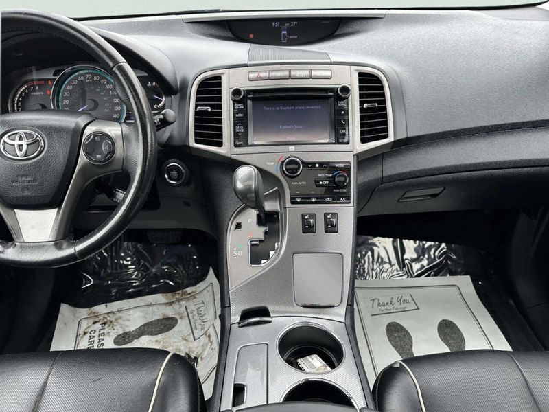 2013 Toyota Venza 4dr Wagon V6 AWD XLE - 22980687 - 19