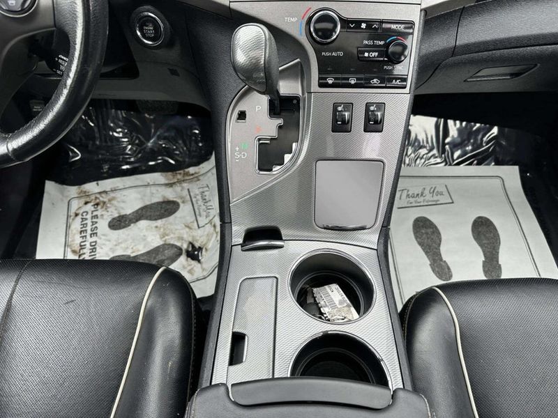 2013 Toyota Venza 4dr Wagon V6 AWD XLE - 22980687 - 20