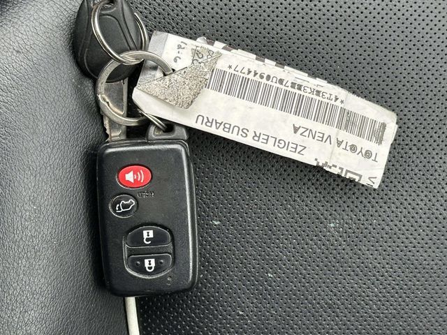 2013 Toyota Venza 4dr Wagon V6 AWD XLE - 22980687 - 30