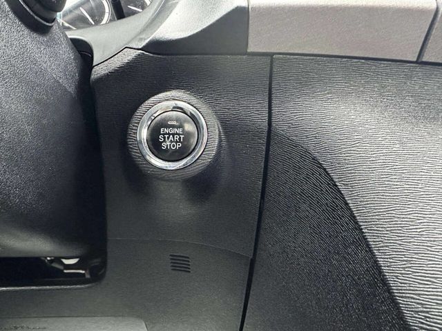 2013 Toyota Venza 4dr Wagon V6 AWD XLE - 22980687 - 34