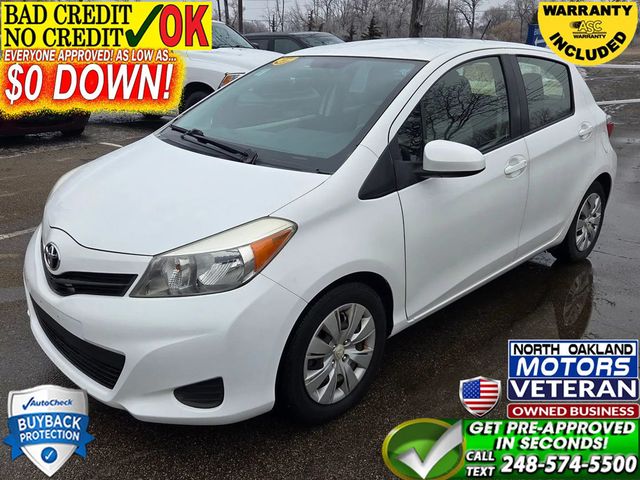 2013 Toyota Yaris LE Hatchback 4D - 22965107 - 0