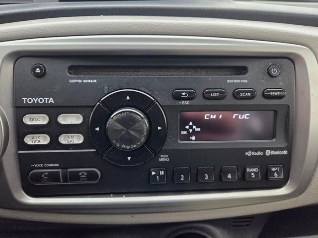 2013 Toyota Yaris LE Hatchback 4D - 22988406 - 9