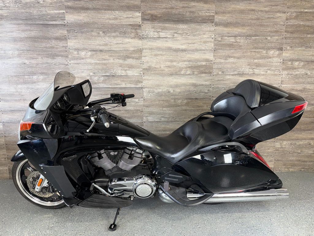 2013 Victory Vision Tour SUPER CLEAN! - 23030137 - 10