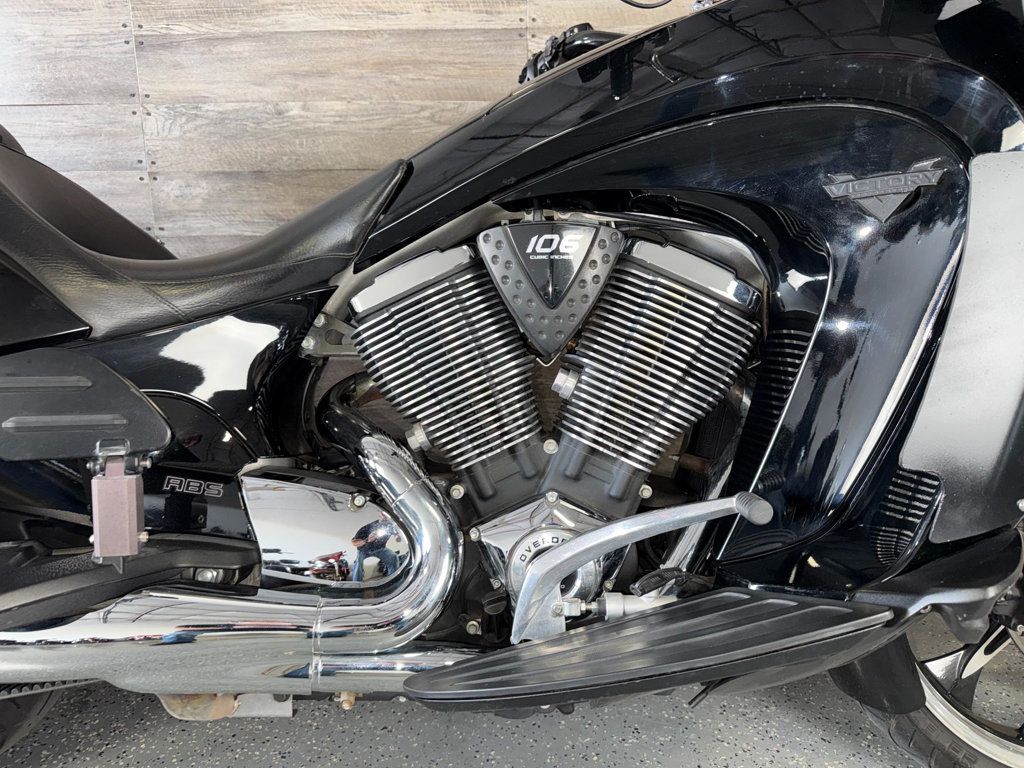 2013 Victory Vision Tour SUPER CLEAN! - 23030137 - 4