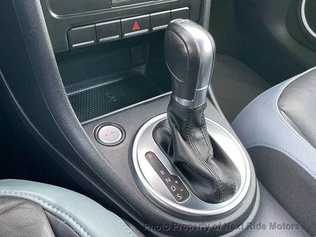 2013 Volkswagen Beetle Convertible 2013 VOLKSWAGEN BEETLE 2D CONVERTIBLE 60S EDITION 615-730-9991 - 22985245 - 25