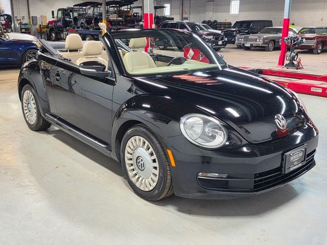 2013 Volkswagen Beetle Convertible 2013 Volkswagen Beetle Convertible 2.5L w/Tech - 23021616 - 16