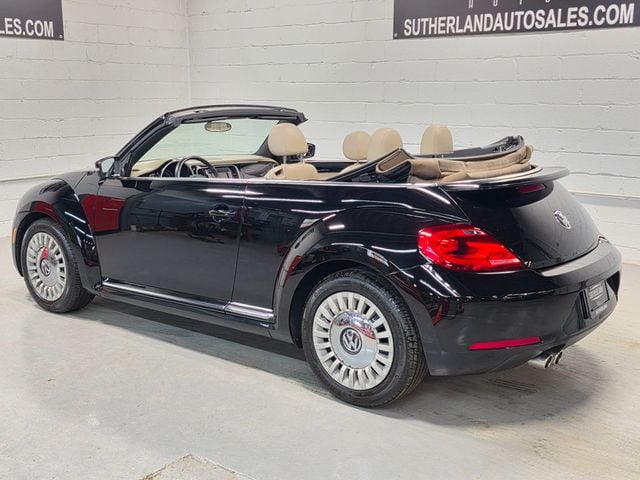 2013 Volkswagen Beetle Convertible 2013 Volkswagen Beetle Convertible 2.5L w/Tech - 23021616 - 22