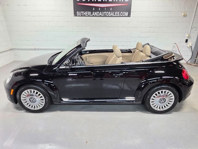2013 Volkswagen Beetle Convertible 2013 Volkswagen Beetle Convertible 2.5L w/Tech - 23021616 - 23