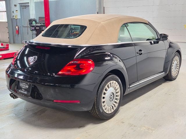 2013 Volkswagen Beetle Convertible 2013 Volkswagen Beetle Convertible 2.5L w/Tech - 23021616 - 6