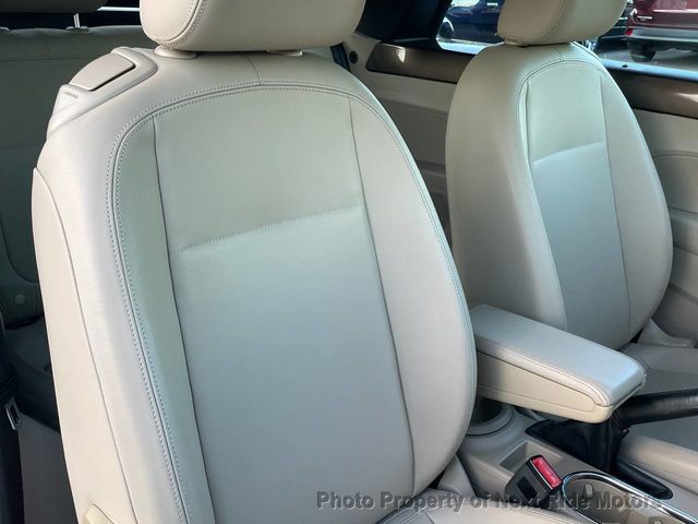 2013 Volkswagen Beetle Convertible 2013 VOLKSWAGEN BEETLE TDI CONVERTIBLE SERVICED 615-730-9991 - 22965921 - 19