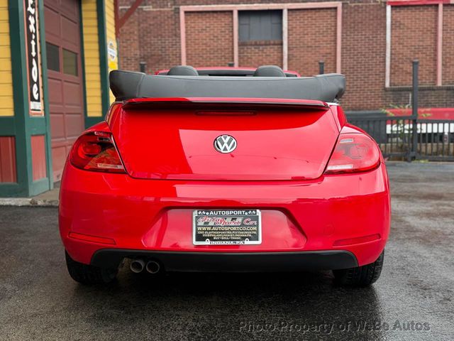 2013 Volkswagen Beetle Convertible 2.5L Convertible - 23050892 - 11