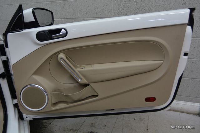 2013 Volkswagen Beetle Convertible 2dr Automatic 2.5L w/Sound/Nav PZEV - 22985910 - 13