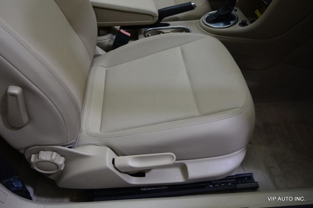 2013 Volkswagen Beetle Convertible 2dr Automatic 2.5L w/Sound/Nav PZEV - 22985910 - 21