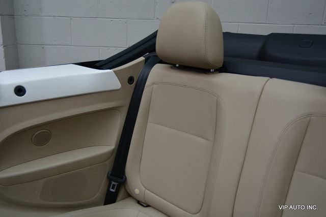 2013 Volkswagen Beetle Convertible 2dr Automatic 2.5L w/Sound/Nav PZEV - 22985910 - 24