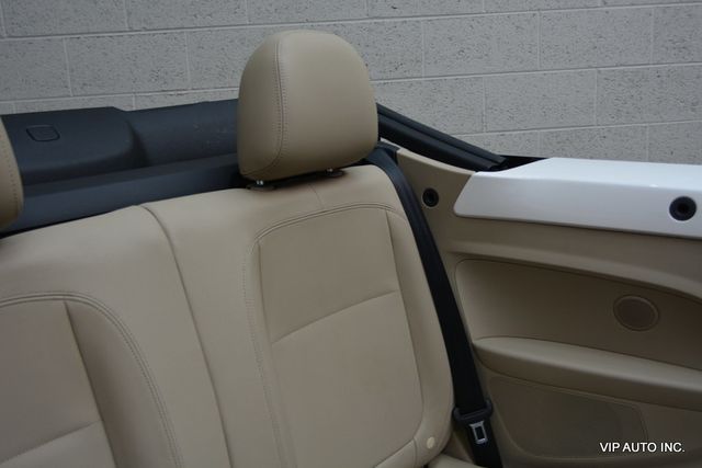 2013 Volkswagen Beetle Convertible 2dr Automatic 2.5L w/Sound/Nav PZEV - 22985910 - 25