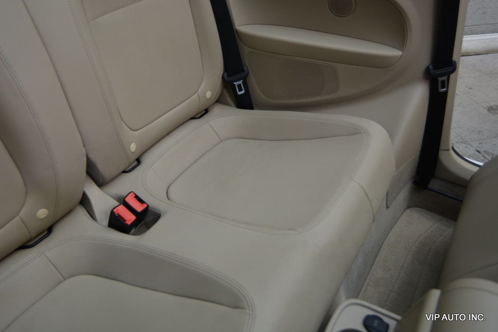 2013 Volkswagen Beetle Convertible 2dr Automatic 2.5L w/Sound/Nav PZEV - 22985910 - 27