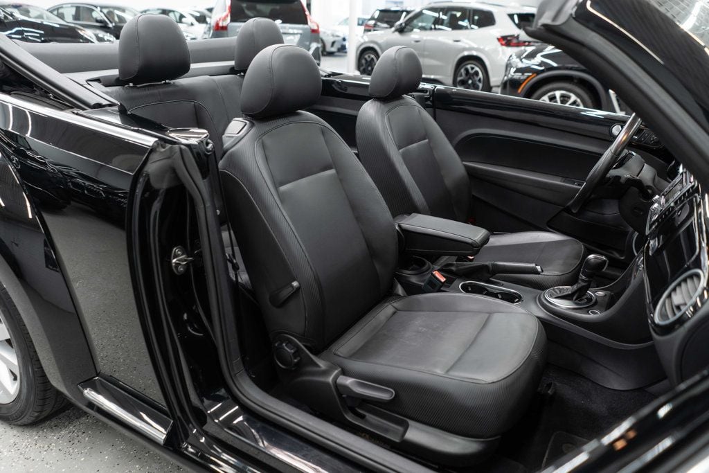 Volkswagen Beetle photo 11