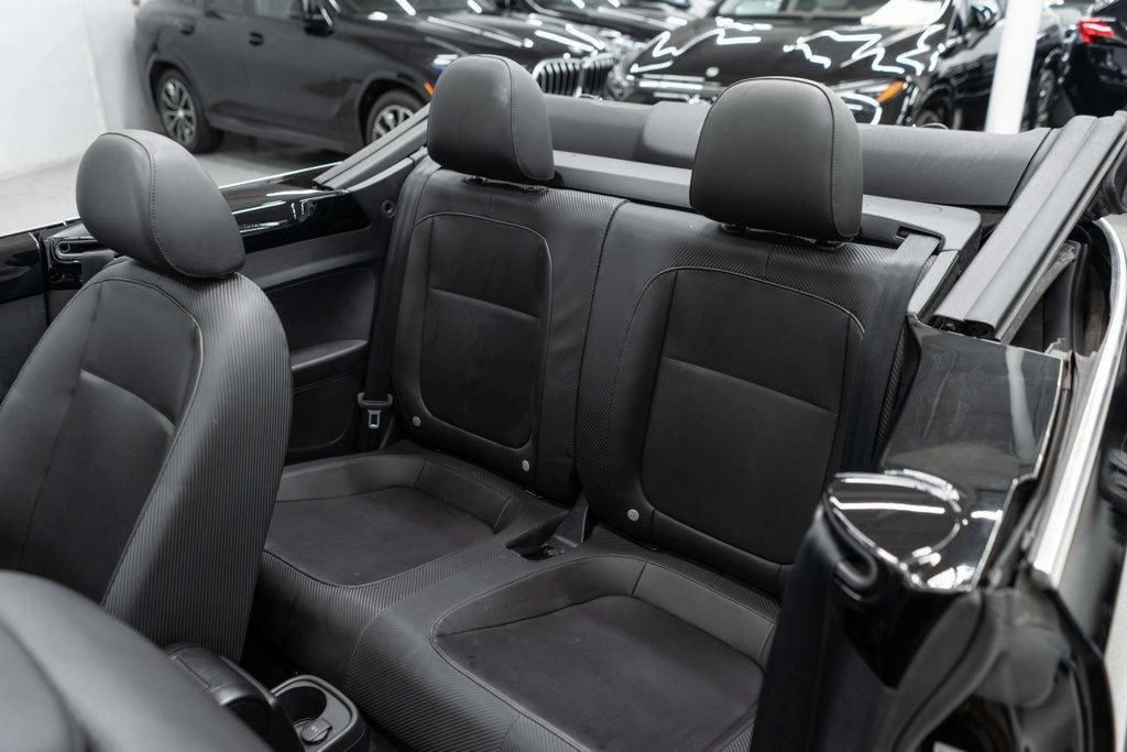 Volkswagen Beetle photo 22