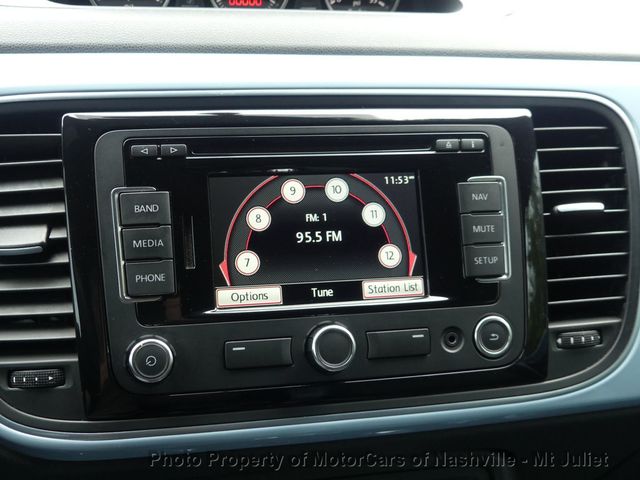 2013 Volkswagen Beetle Convertible 2dr DSG 2.0T 60s Edition PZEV - 23093552 - 35