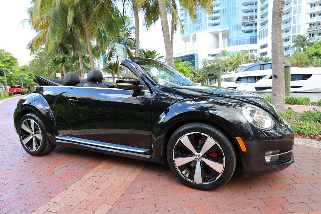 2013 Volkswagen Beetle Convertible photo 11
