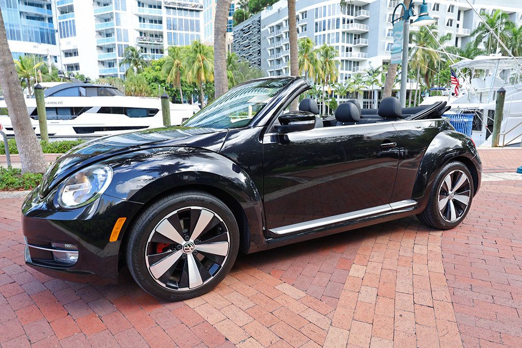 2013 Volkswagen Beetle Convertible photo 13
