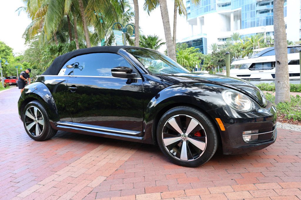 2013 Volkswagen Beetle Convertible photo 14