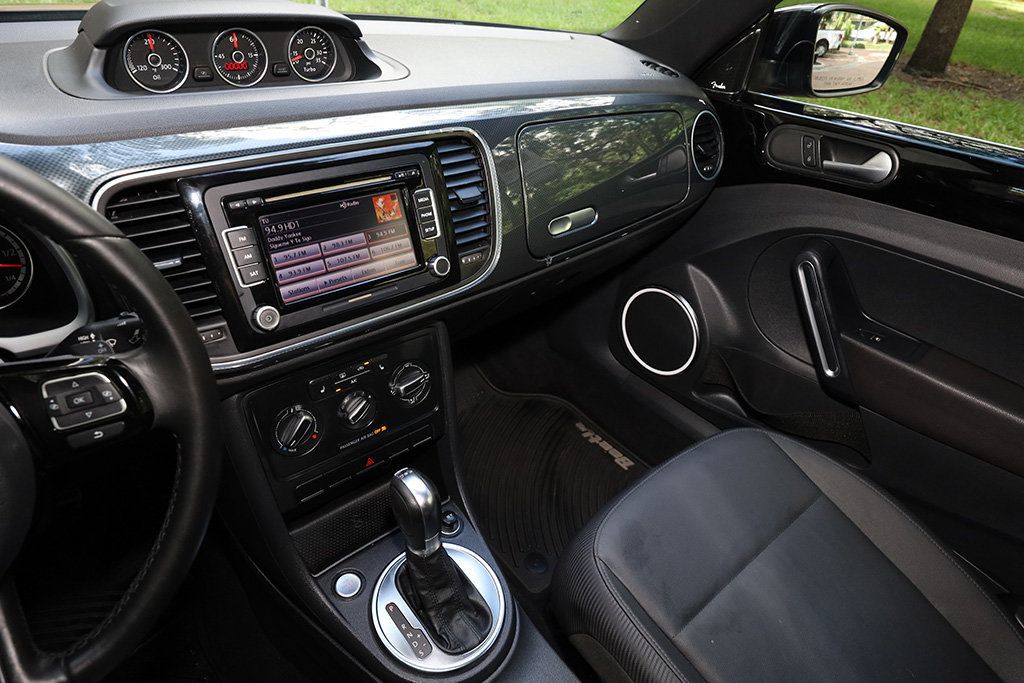 2013 Volkswagen Beetle Convertible 2dr DSG 2.0T w/Sound PZEV - 22903001 - 32