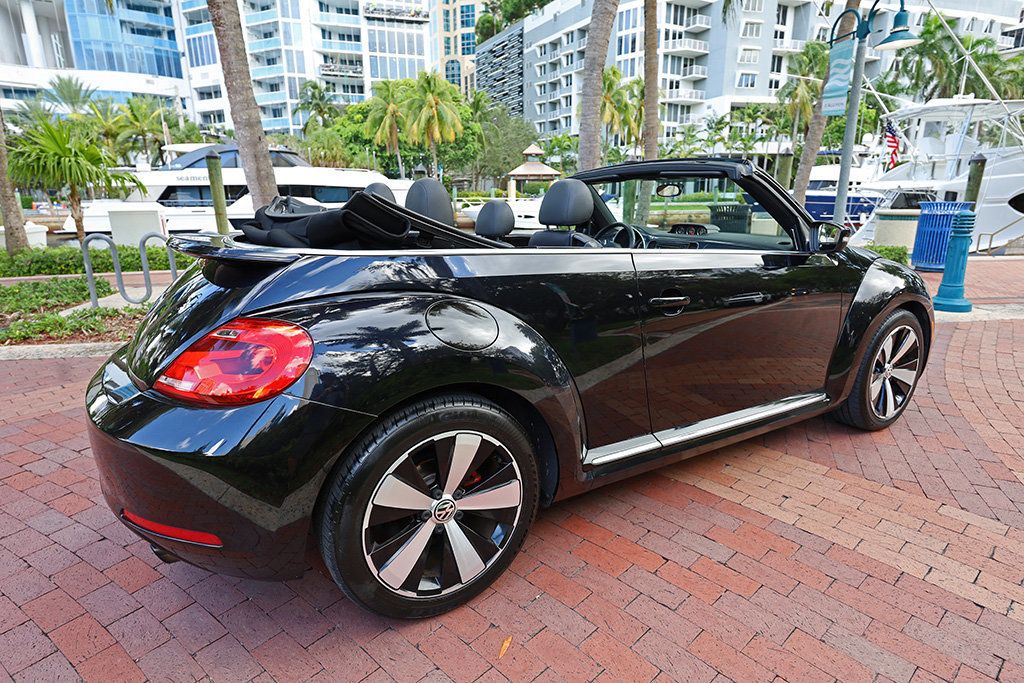 2013 Volkswagen Beetle Convertible photo 41