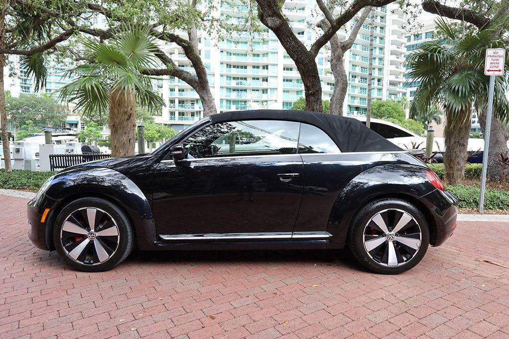 2013 Volkswagen Beetle Convertible photo 42