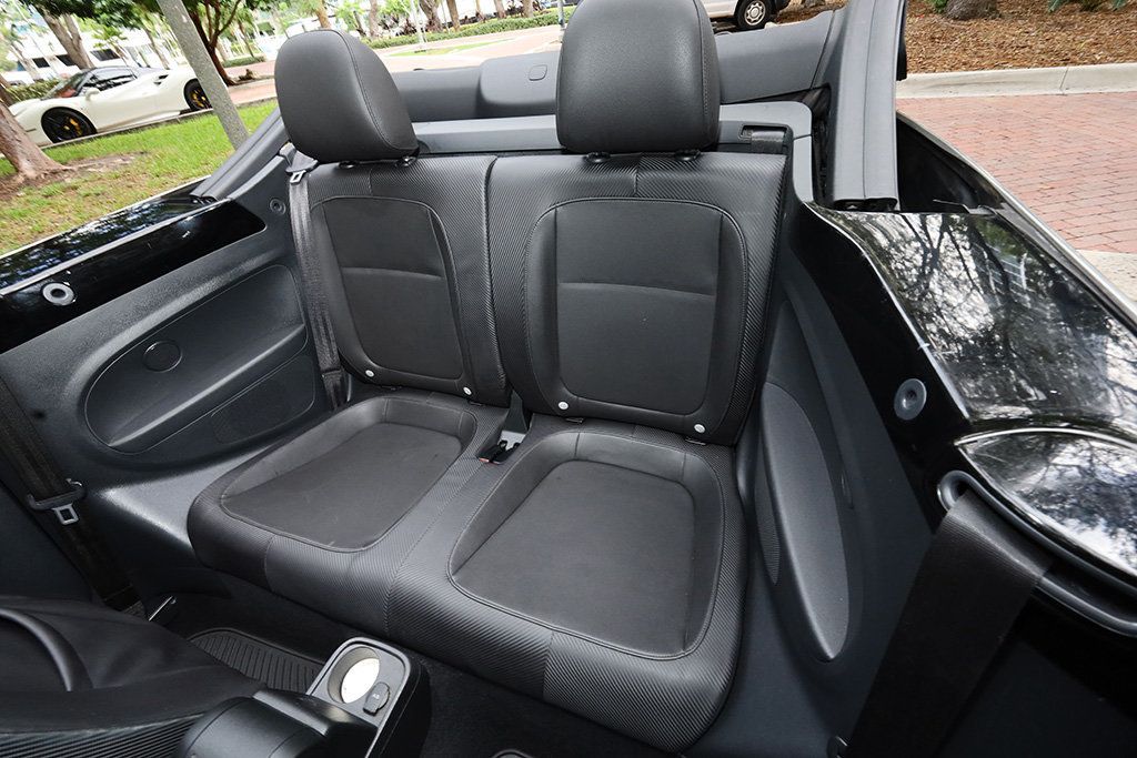 2013 Volkswagen Beetle Convertible photo 5