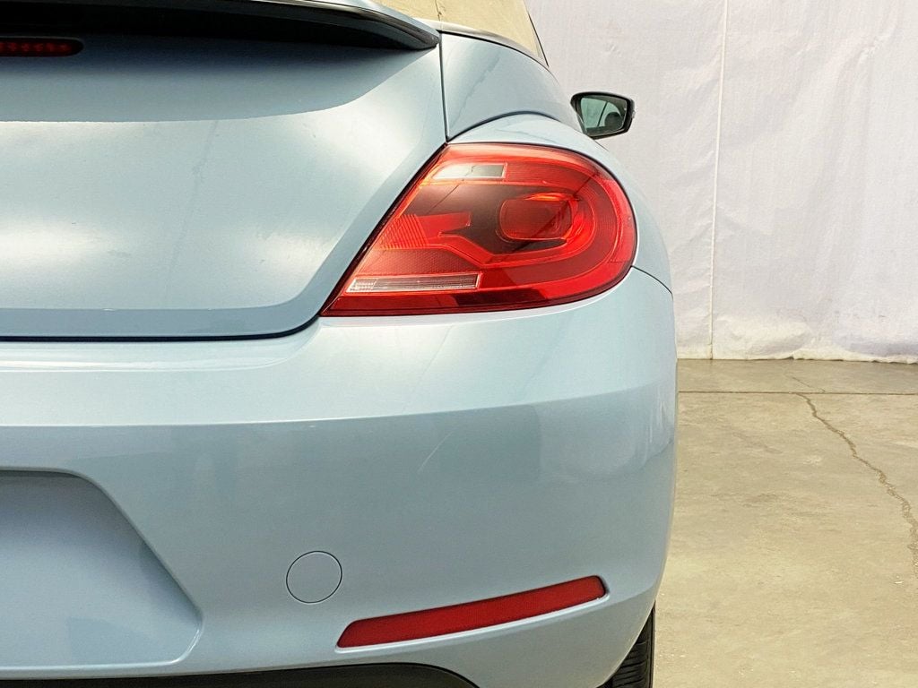 2013 Volkswagen Beetle Convertible 2dr Manual 2.0L TDI - 22911563 - 9