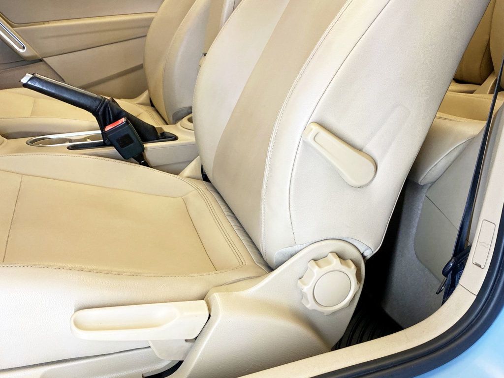 2013 Volkswagen Beetle Convertible 2dr Manual 2.0L TDI - 22911563 - 27