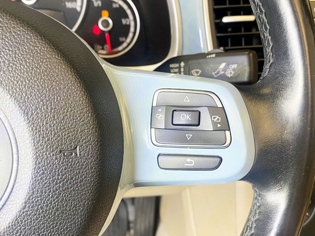 2013 Volkswagen Beetle Convertible 2dr Manual 2.0L TDI - 22911563 - 32
